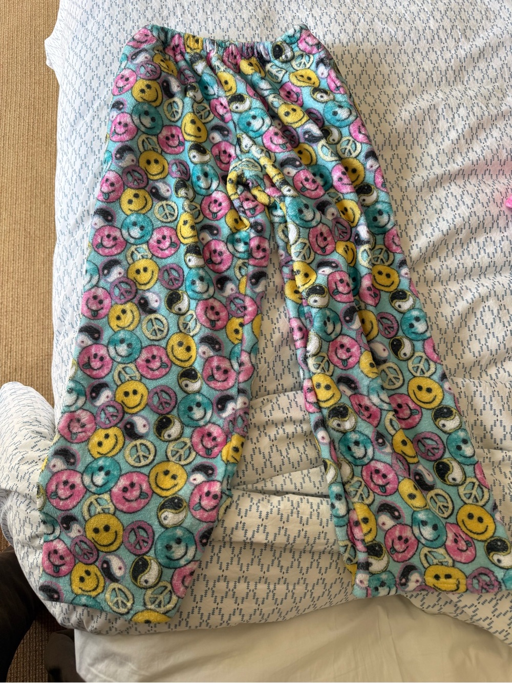 Iscream Kids Fleece Pajama Pants with Smiley & Peace Print - Multi